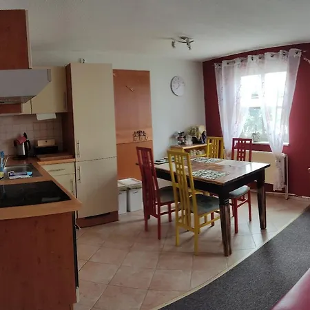 Wohnung Am Wanderweg Zum Koenigsstuhl Unter Reet Lohme Buitenkant foto