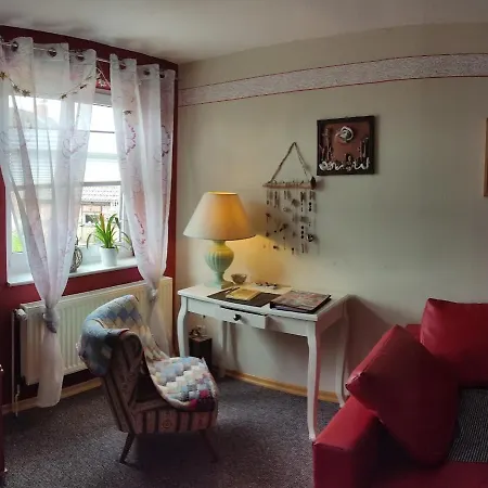 Wohnung Am Wanderweg Zum Koenigsstuhl Unter Reet Lohme Buitenkant foto